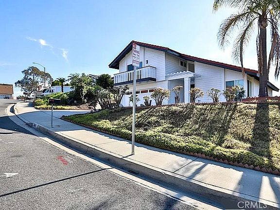 2nd image of 18104 Rio Seco Dr