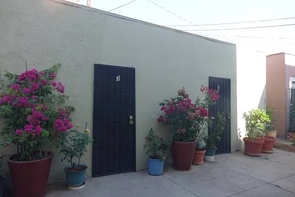 206 N New Hampshire Ave #10 — Photo 8