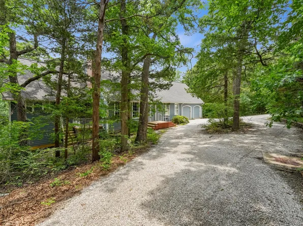 202 Fox Hollow Dr, Pottsboro, TX 75076