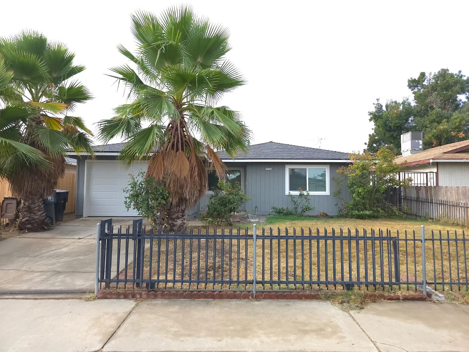 12723 Washington Ave photo 1