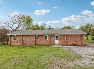 516 Ridge Dr, Sand Springs, OK 74063
