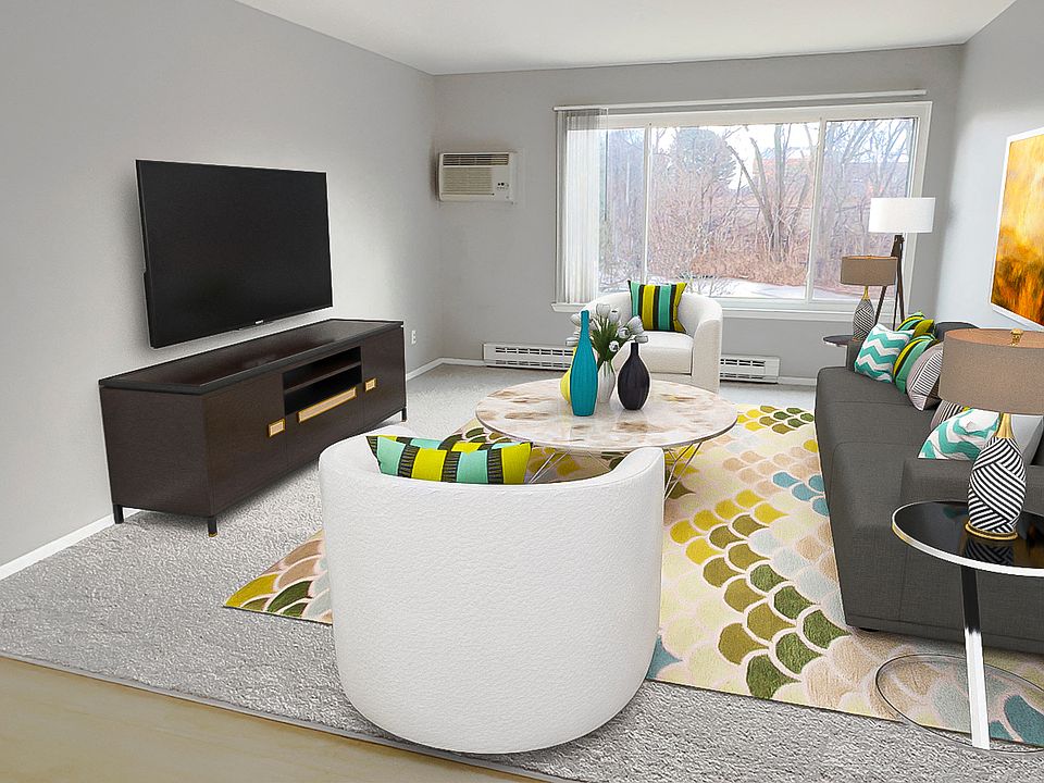 Walk to downtown Royal Oak from your upscale apartment with upgraded interior.