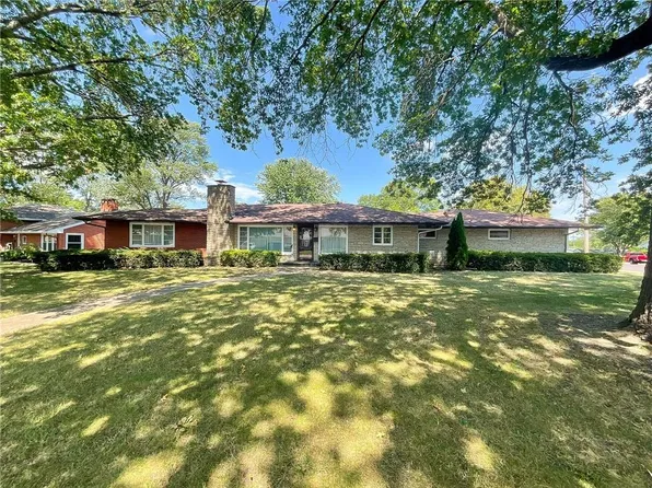 2300 1st Street Ter, Sedalia, MO 65301