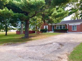 7803 Seebolt Dr, Louisville, KY 40219