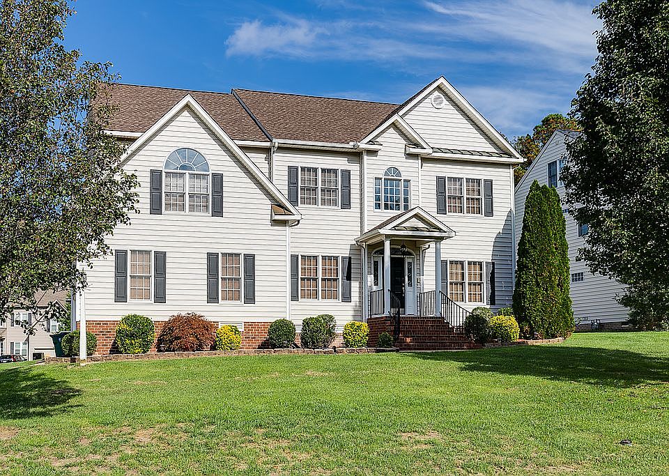 1st image of 11416 Willow Gate Dr
