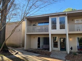 6725 Quail Hollow Ct APT 2, Memphis, TN 38120