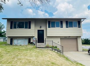 2901 4th St, Marion, IA 52302