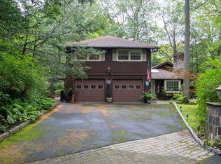 2 Oak Dr, Sherman, CT 06784