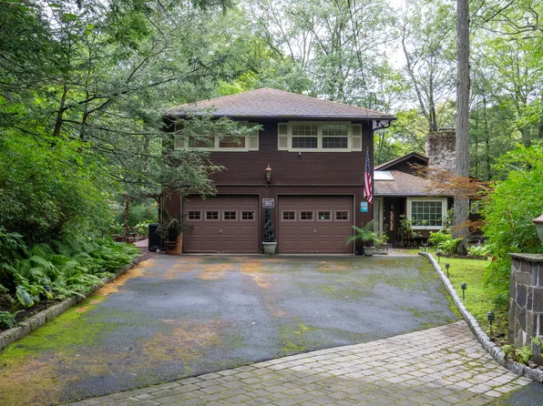 2 Oak Drive, Sherman, CT 06784