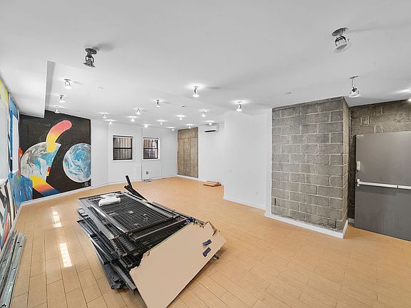 3rd image of 250 S 3rd St #1