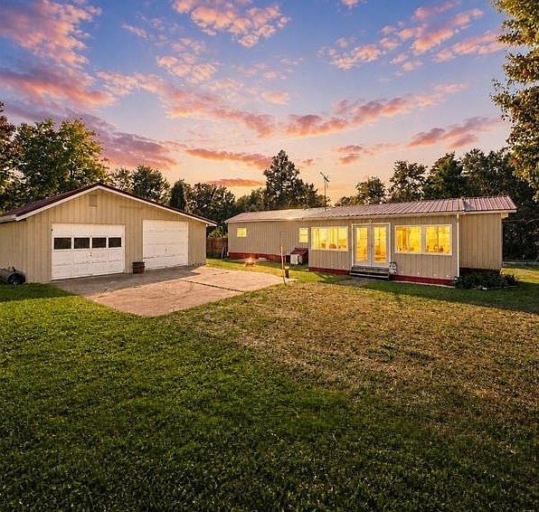 1st image of 14574 Evergreen Dr