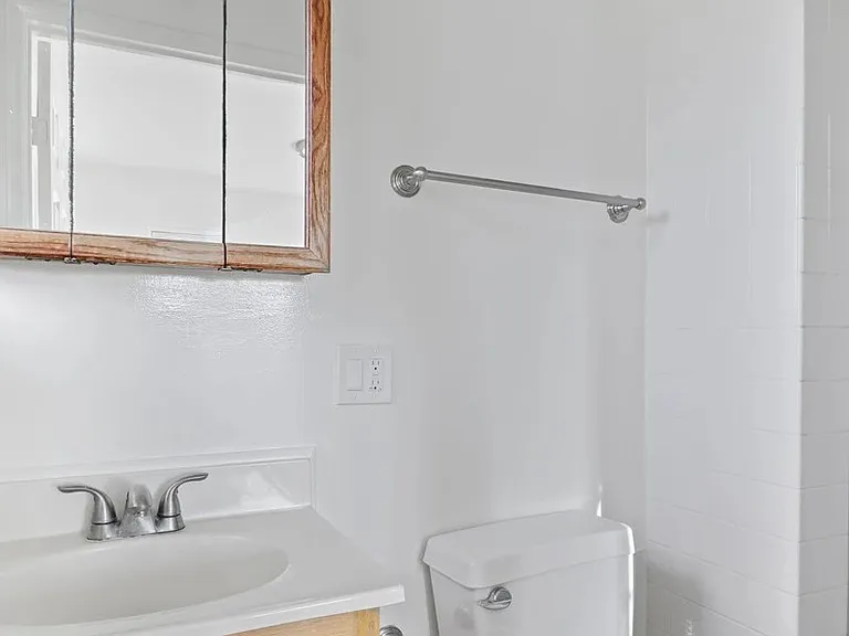 1221-23 1/2 19th St #1223-A — Photo 15
