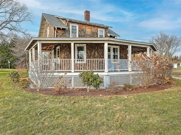 93 Seaview Ave, Swansea, MA 02777