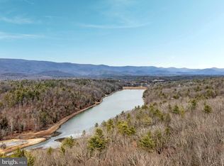 1205 Dawn Dr, Basye, VA 22810