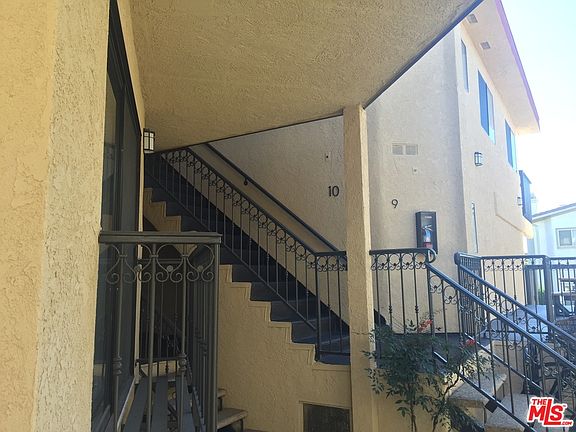 2nd image of 415 N Broadway APT 9