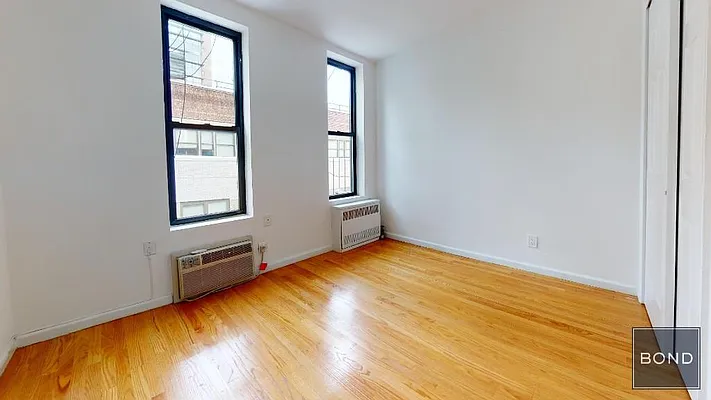 Rented by Bond New York | media 9