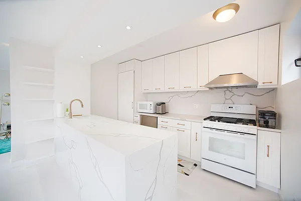 Rented by Home Ambassadors | media 12