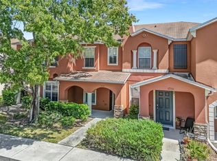 6928 Hawthorne Trace Ln, Riverview, FL 33578