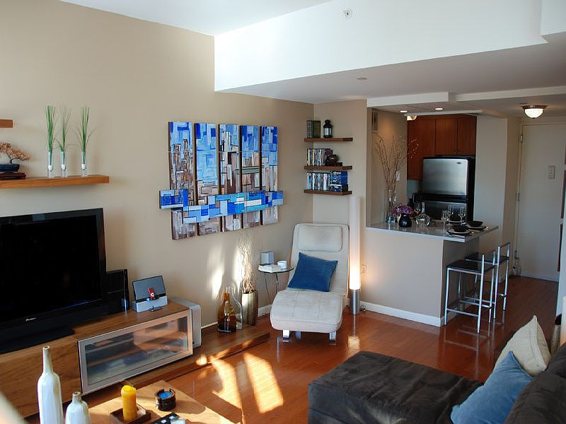 1st image of 455 Main St Penthouse 2B