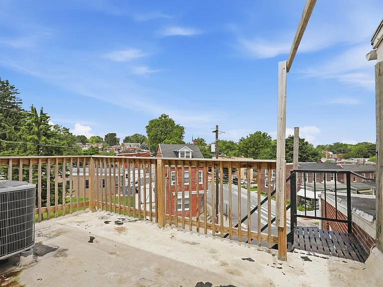 849 Manor St #851 — Photo 21