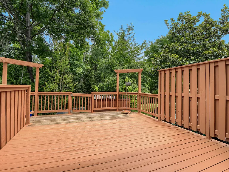 26 White Pine Ct — Photo 5