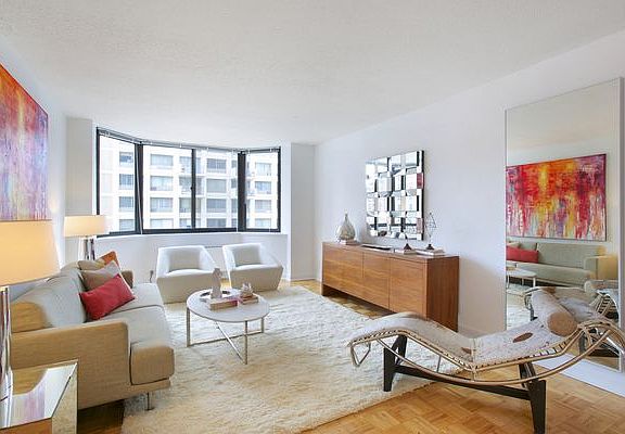3rd image of 101 W 90th St APT 22C