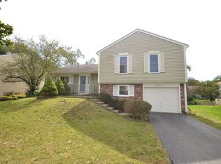 222 Burnside Cir, Bartlett, IL 60103