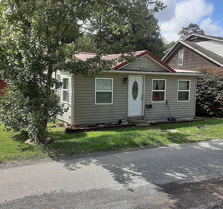 2nd image of 73 Green St