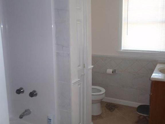 5th image of 250 Camp St Floor 3