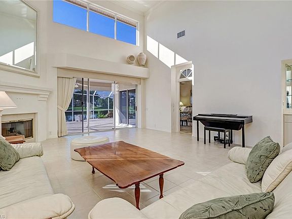 4th image of 10340 Quail Crown Dr