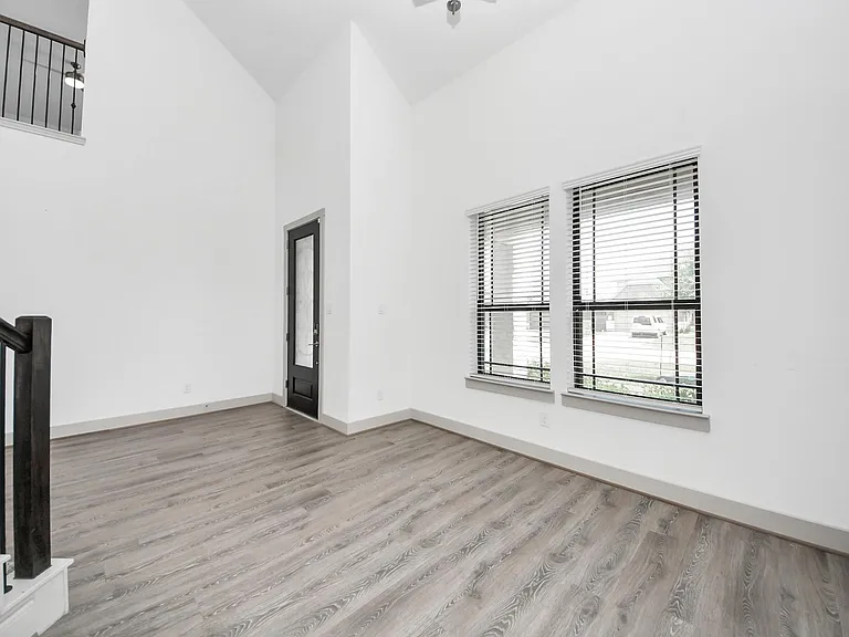 1567 Harvest Vine Ct — Photo 17