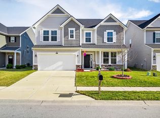 3073 Creekridge Ct, Columbus, IN 47201