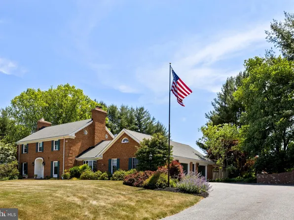 14112 Greencroft Ln, Cockeysville, MD 21030