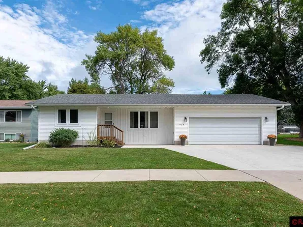 414 W 4th St, Janesville, MN 56048