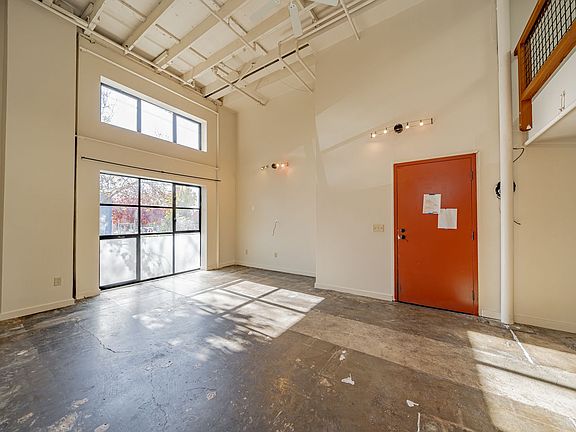 3rd image of 1000 43rd St APT 6