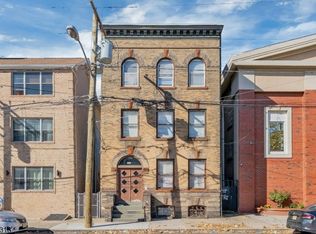 149 Union St, Newark City, NJ 07105