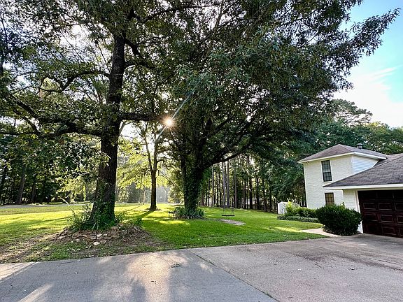 Extra large circle driveway