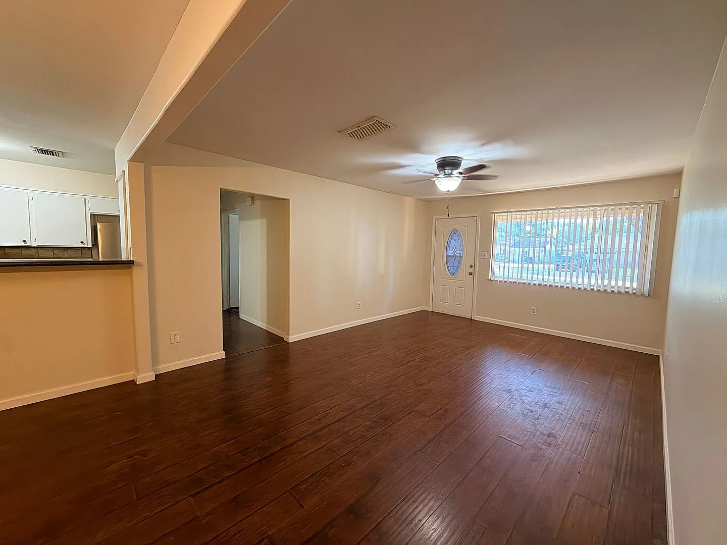 South Bossier 4 bedroom... Close to Barksdale Air Force Base.. — Photo 4