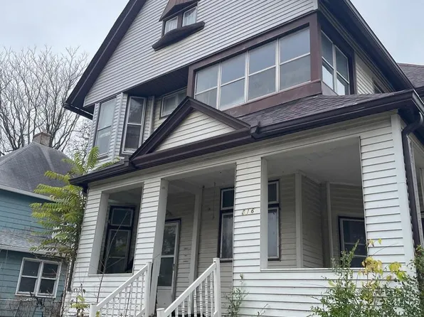 816 19th St, Rock Island, IL 61201