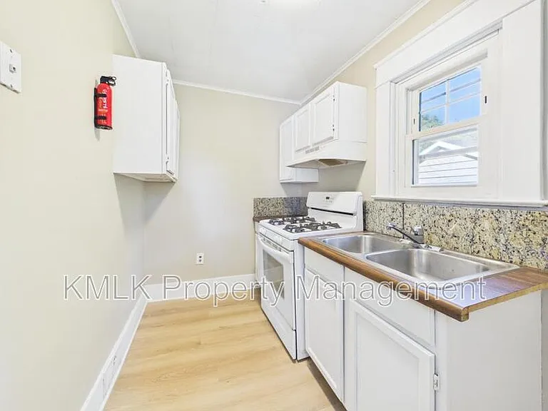 49 Prospect St — Photo 10
