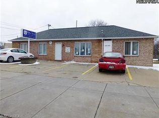 1460 Rockefeller Rd, Wickliffe, OH 44092