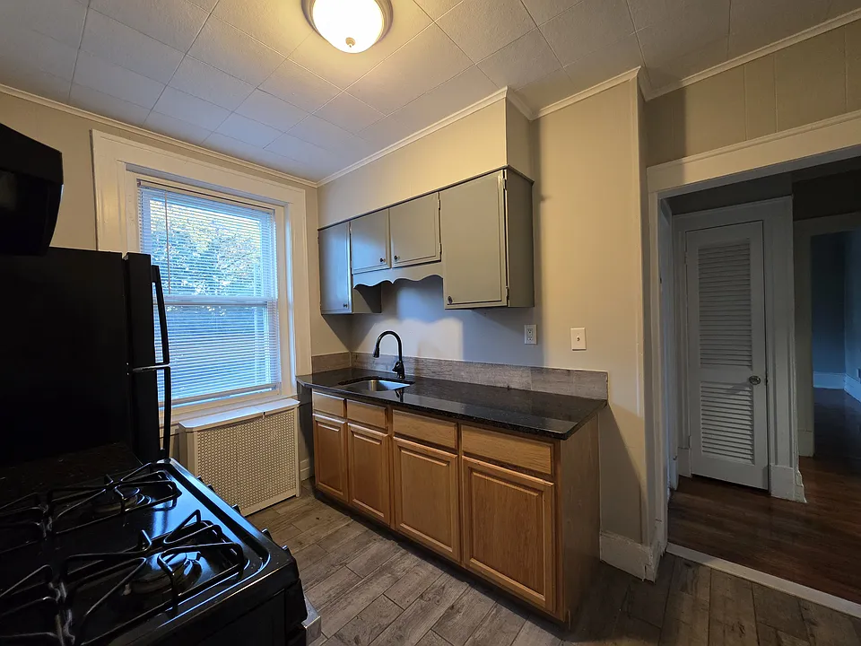 507 Norton Pkwy #22C