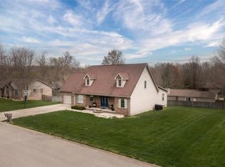 275 Hannah Ave, Seymour, IN 47274