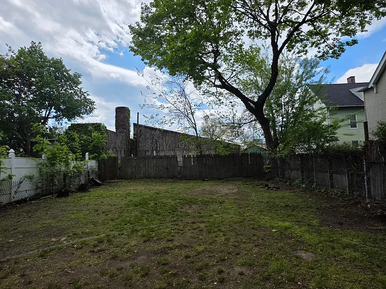 88 Dickerman St #1A — Photo 5