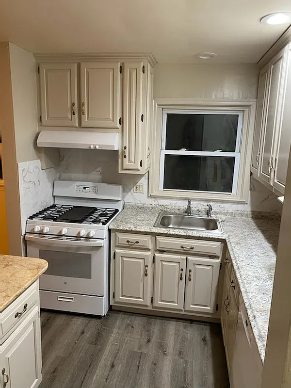 4 bed, $3,900 — Photo 4