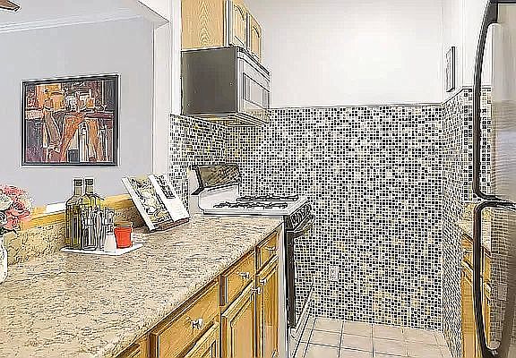 3rd image of 130 15th St #2