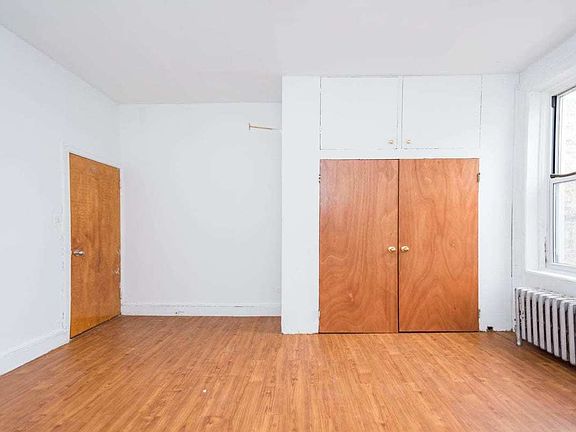5th image of 2511 31st Ave APT 2