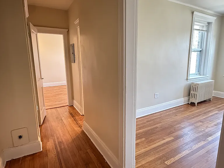 86 Sutherland Rd #14 — Photo 3
