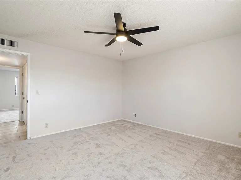 4530 E Emelita Ave — Photo 10