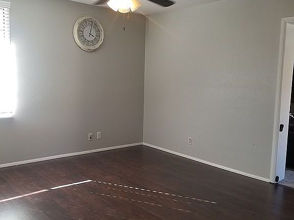 5th image of 32114 Zircon Rd